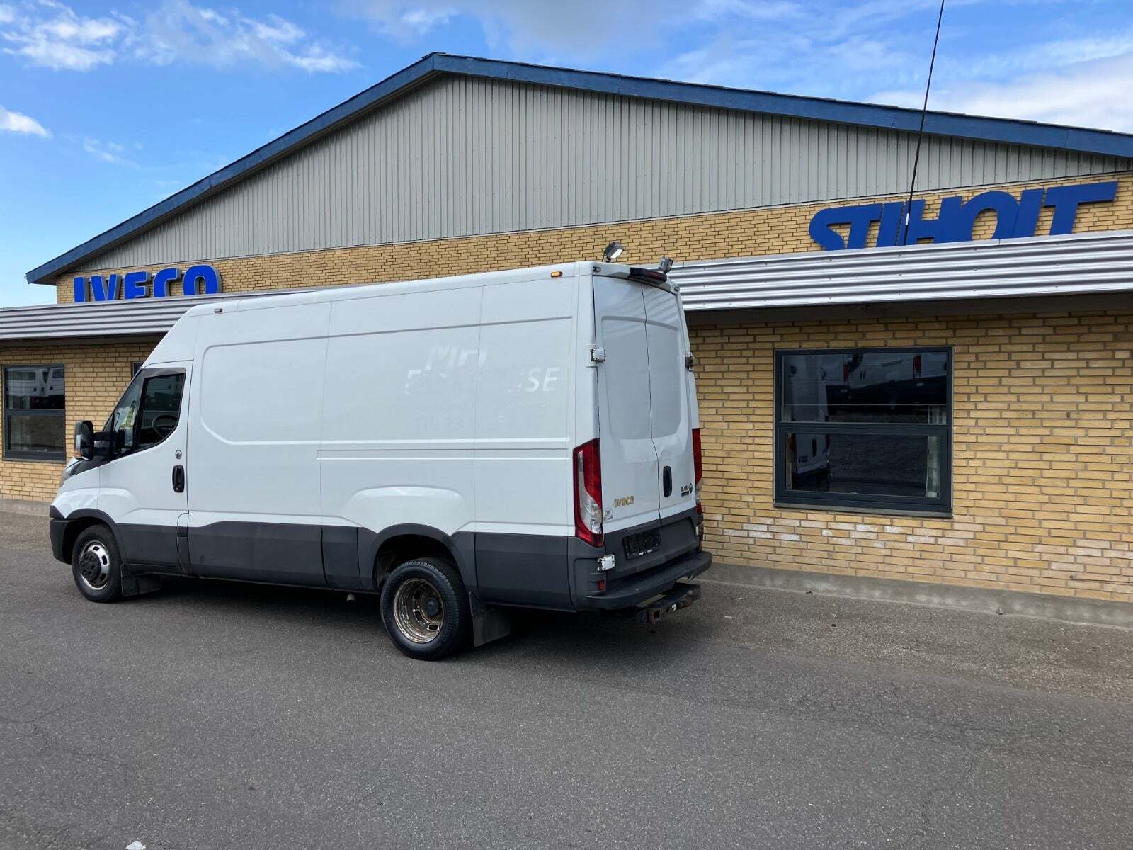 Iveco Daily 3,0 35C18 12m³ Van AG8
