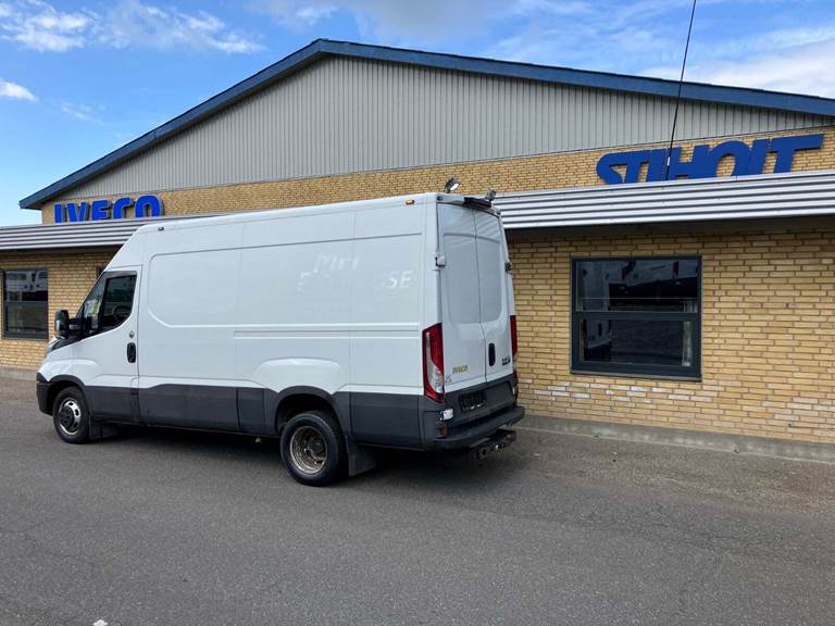 Iveco Daily 3,0 35C18 12m³ Van AG8