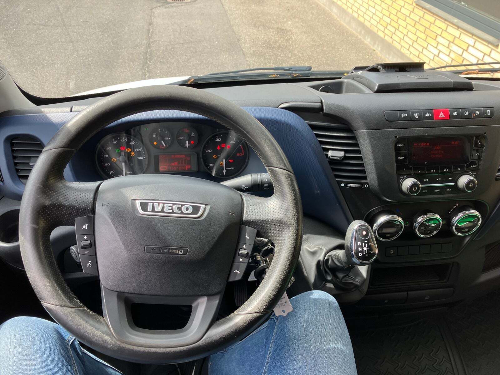 Hvid Iveco Daily fra 2018