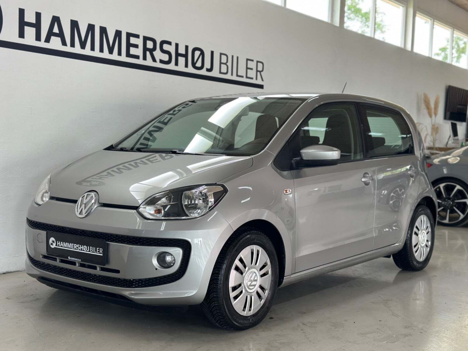 Grå VW UP! fra 2014