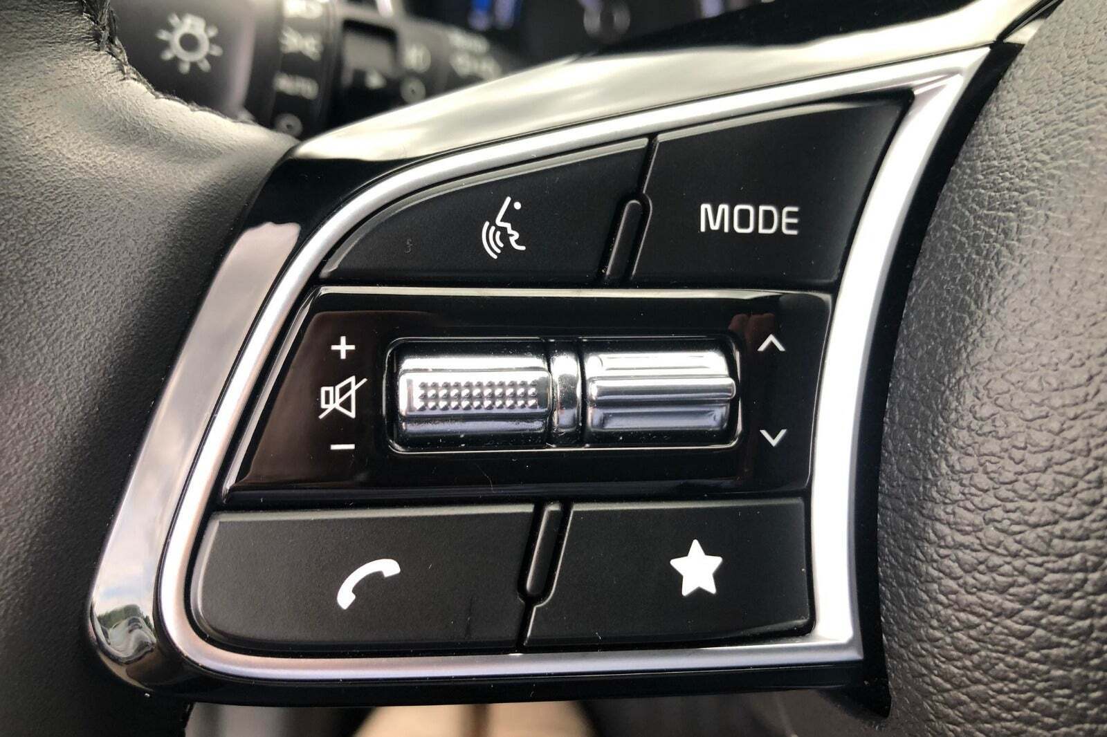 Grå Kia XCeed fra 2023