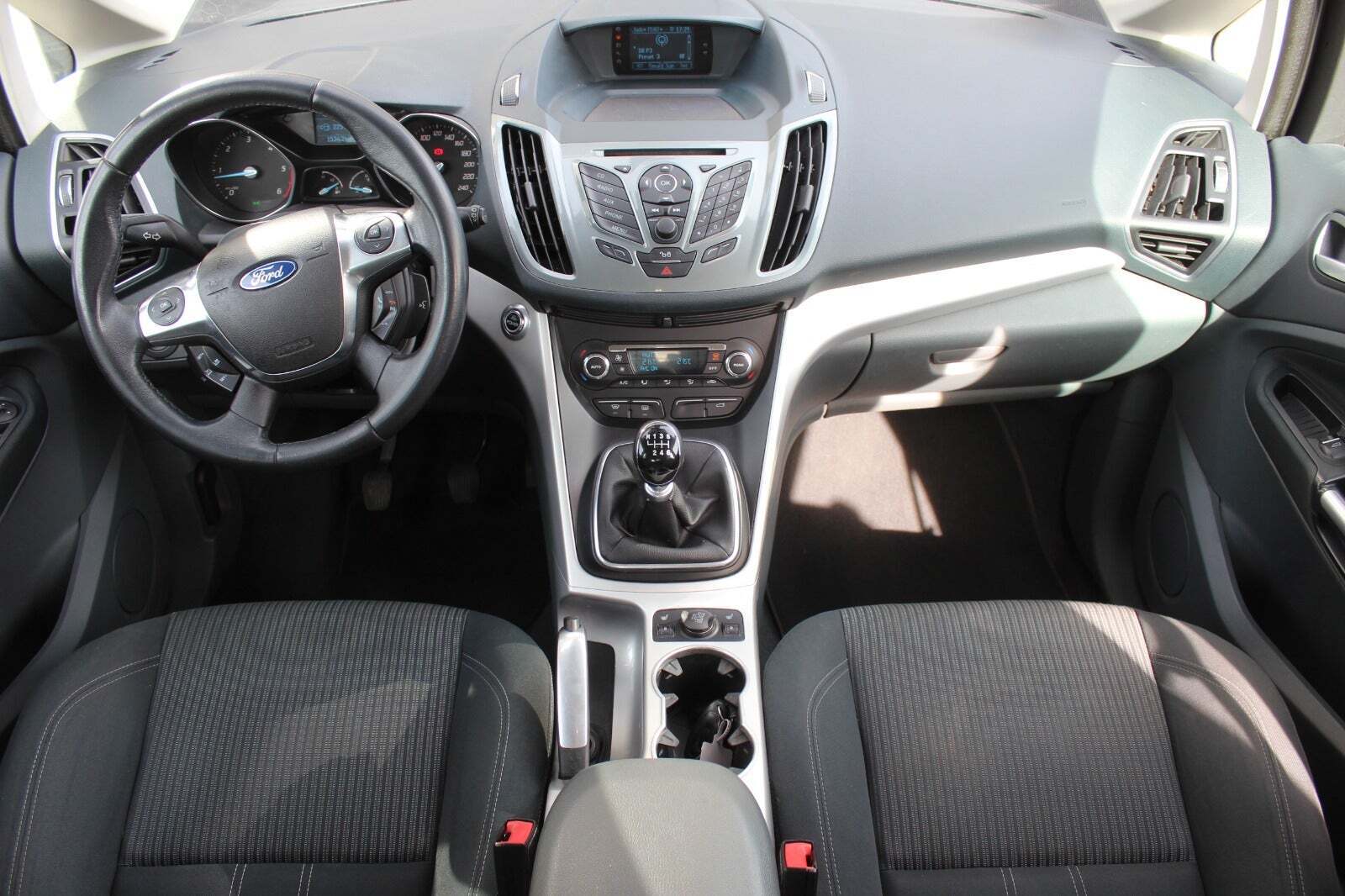 Sølv Ford Grand C-Max fra 2011