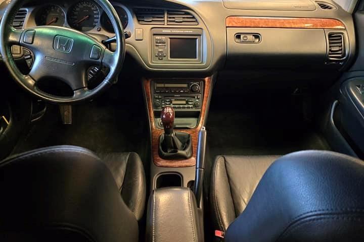 Sort Honda Accord fra 2001