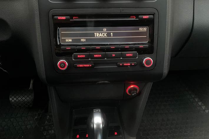 Sort VW Touran fra 2014