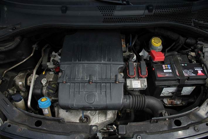 Sort Fiat 500C fra 2013