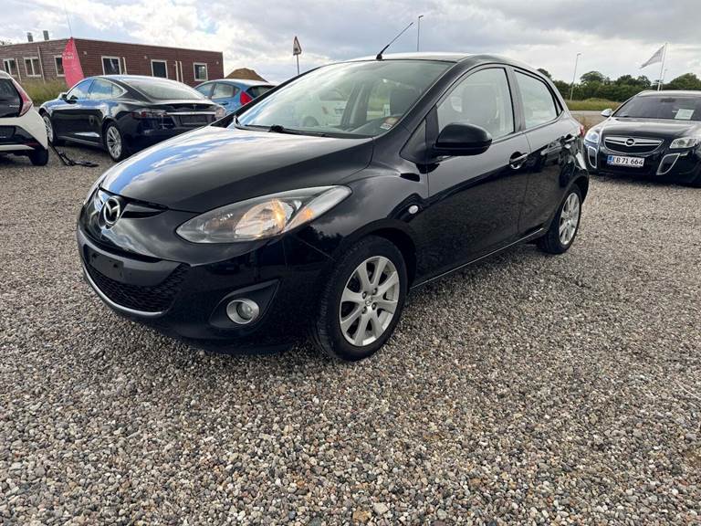Mazda 2