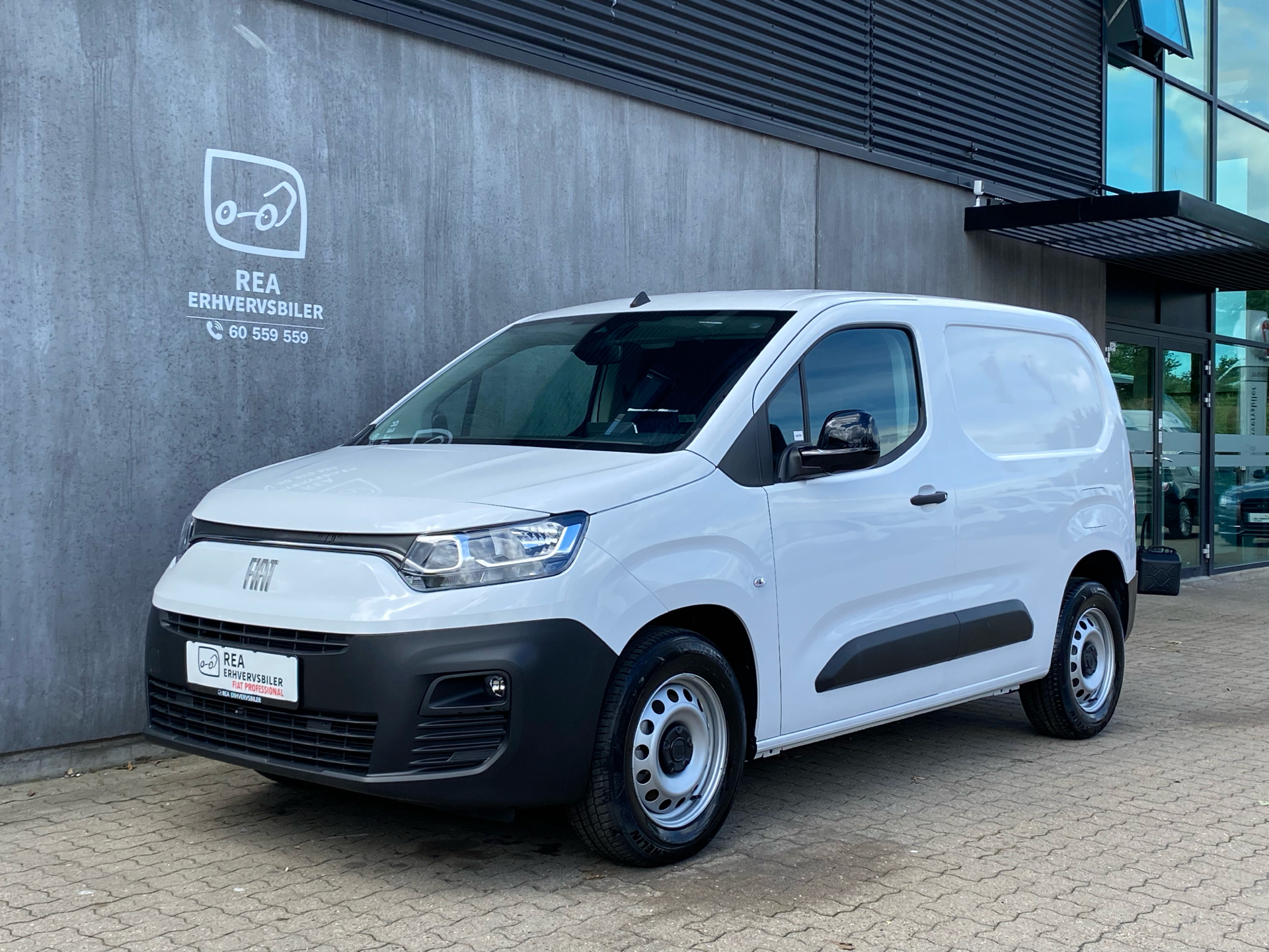 Hvid Fiat E-Doblò fra 2025