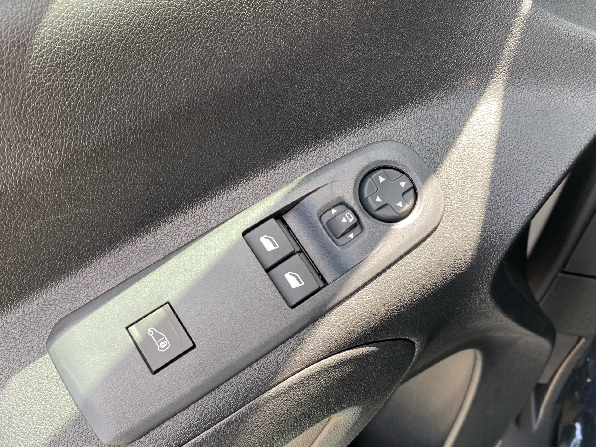 Hvid Fiat E-Doblò fra 2025