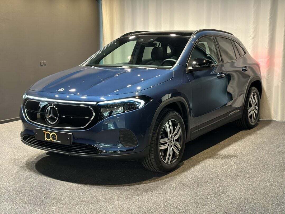 Mercedes EQA250
