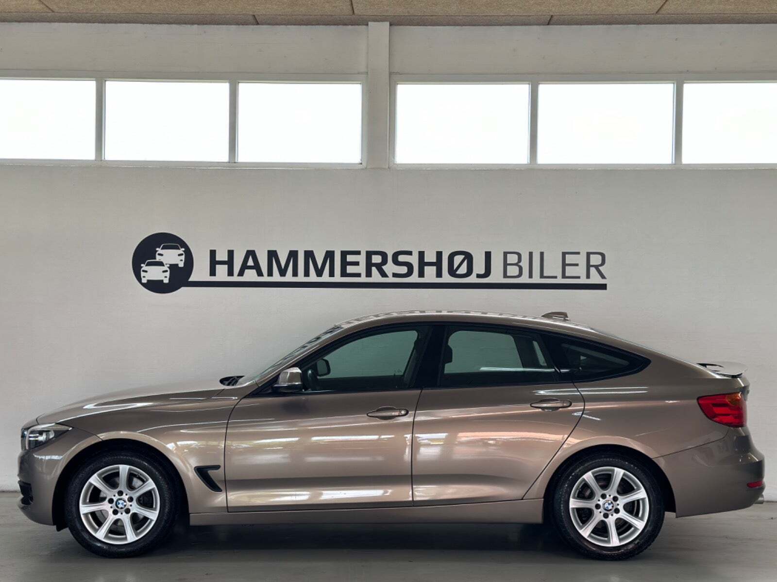 undefined BMW 320d fra 2016
