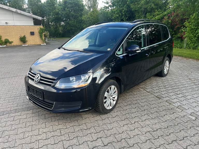 VW Sharan 2,0 TDI AUT.