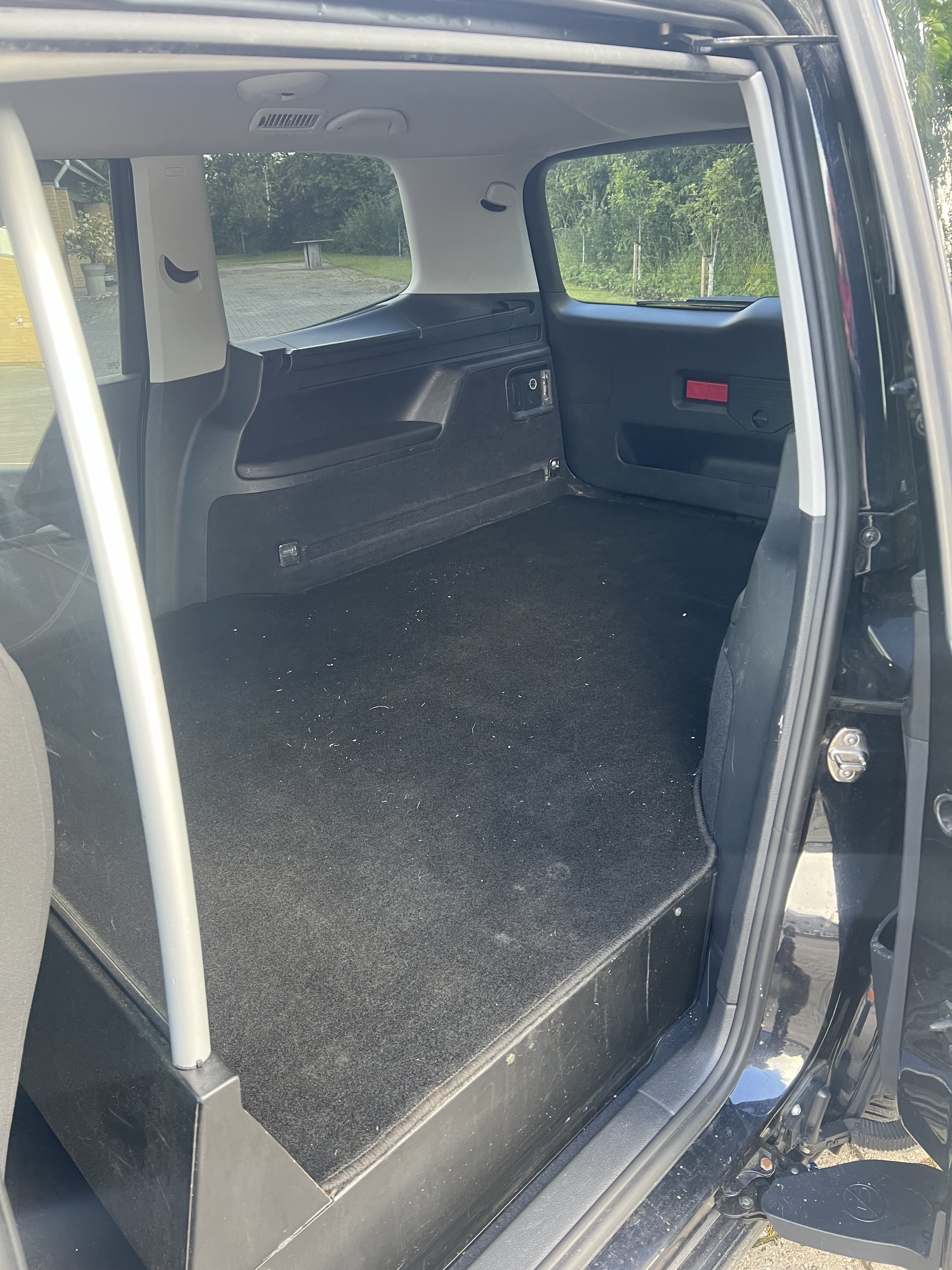 VW Sharan 2,0 TDI AUT.