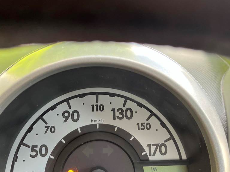 Peugeot 107 1,0 5-D 68 HK