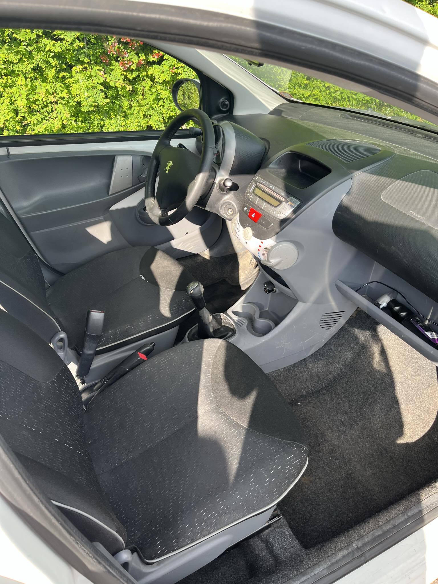 Hvid Peugeot 107 fra 2011