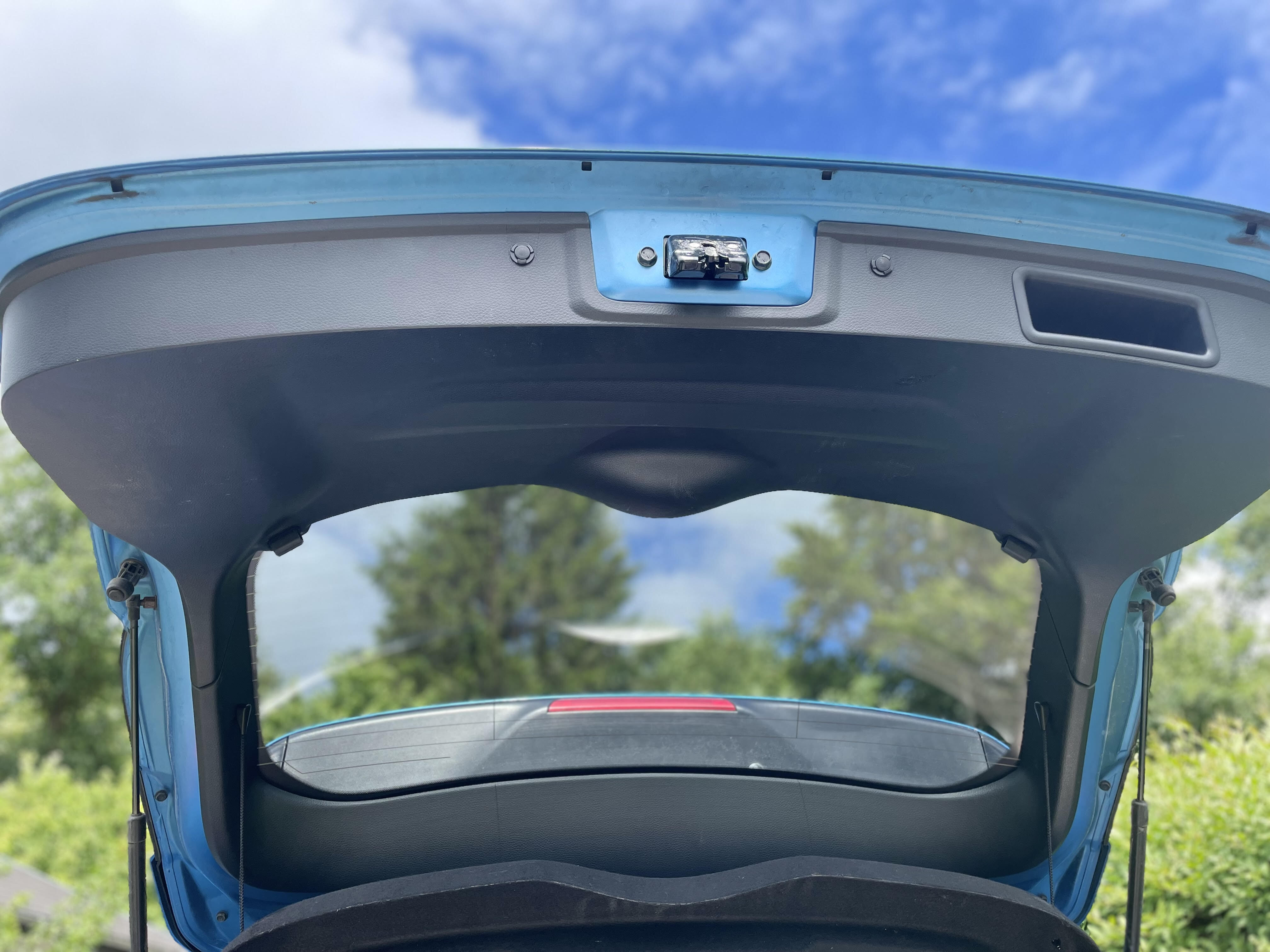 Blå Nissan Qashqai fra 2017