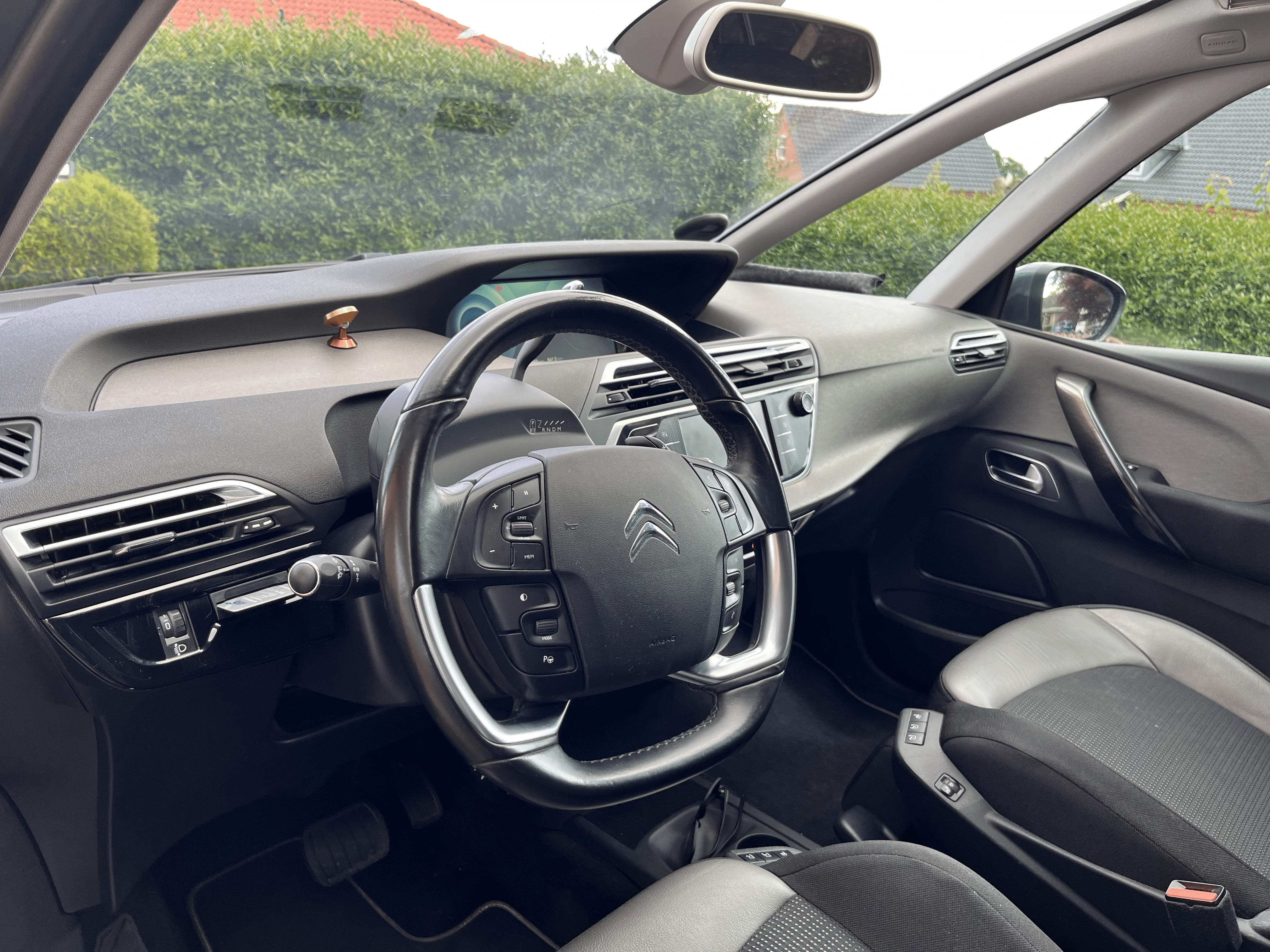 Grå Citroën Grand C4 Picasso fra 2015