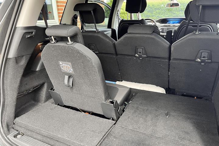 Grå Citroën Grand C4 Picasso fra 2015