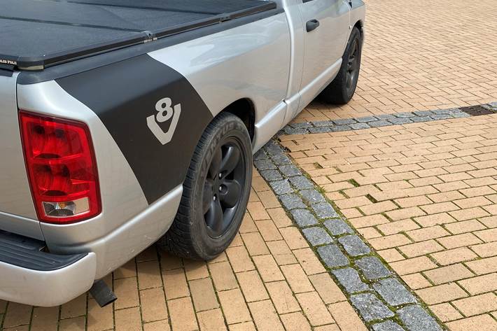 undefined Dodge RAM 1500 fra 2004