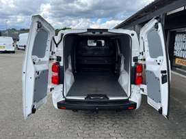 Peugeot e-Expert 75 L3 Premium Van