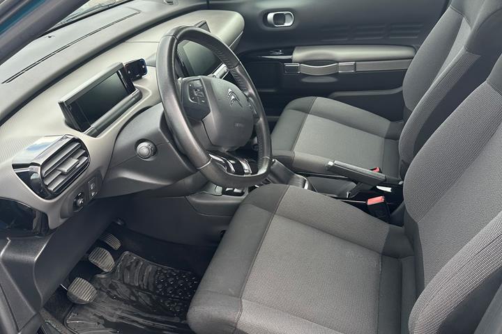 Turquoise Citroën C4 Cactus fra 2019