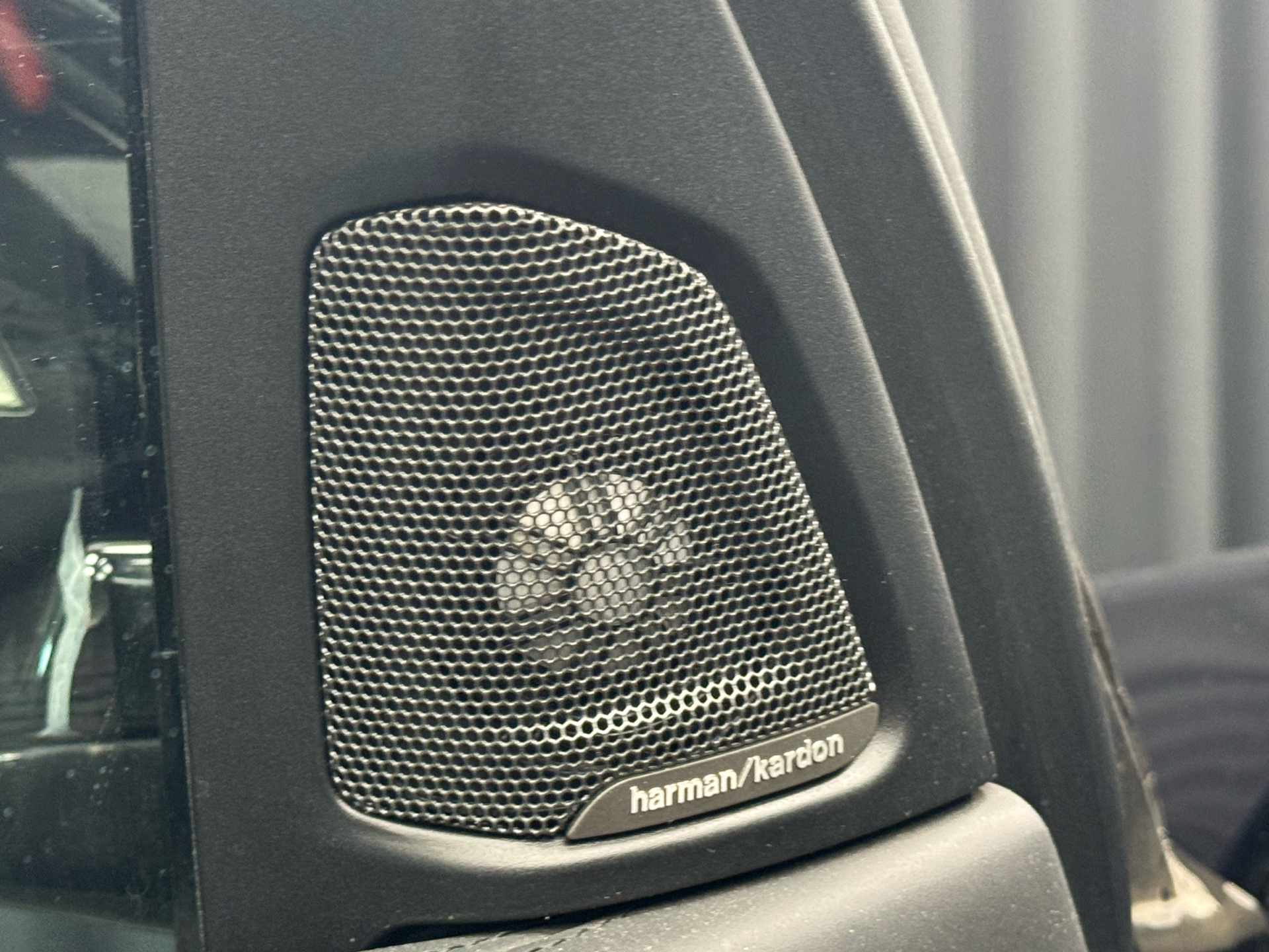 Blå BMW X5 fra 2018