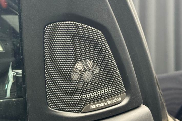 Blå BMW X5 fra 2018