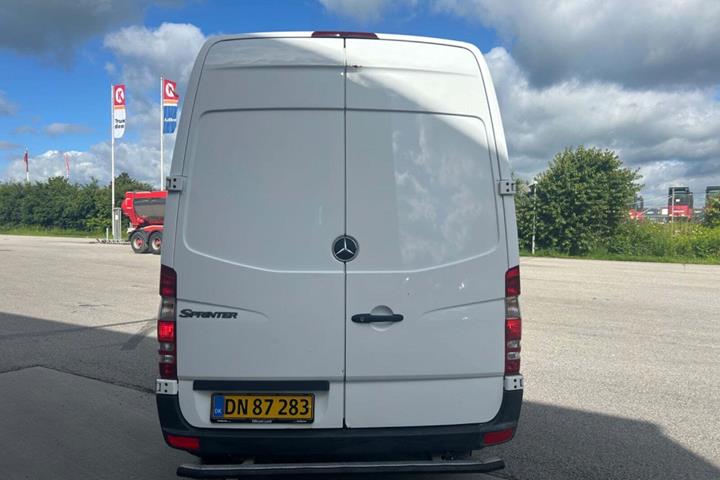 Hvid Mercedes Sprinter 316 fra 2011