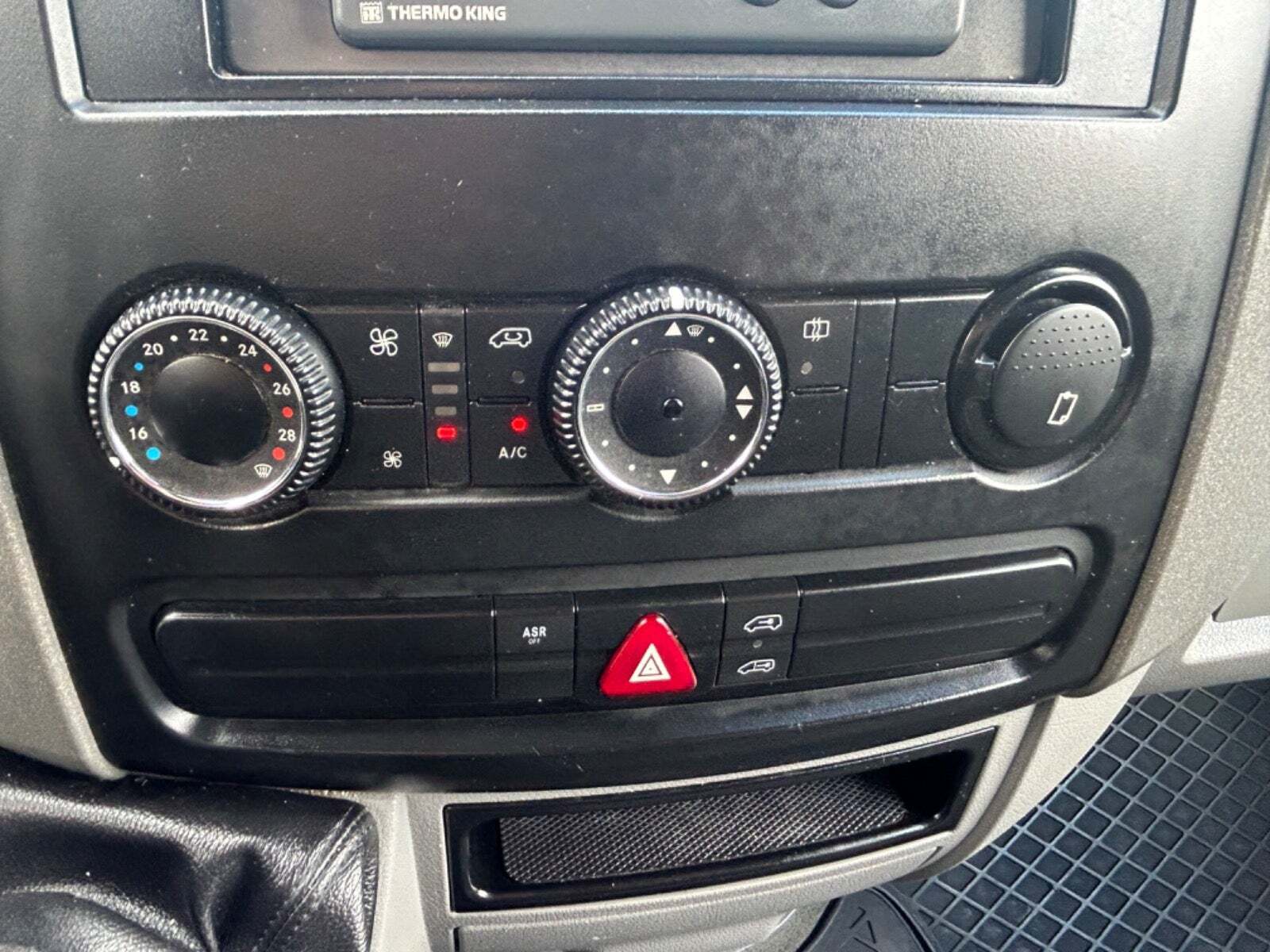 Hvid Mercedes Sprinter 316 fra 2011