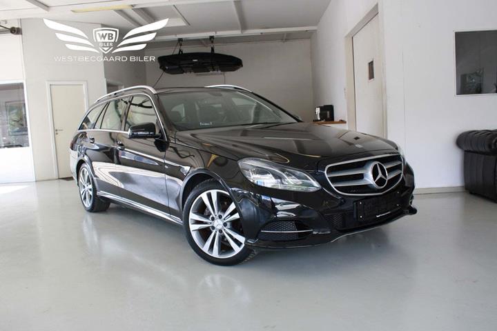Sort Mercedes E220 fra 2014