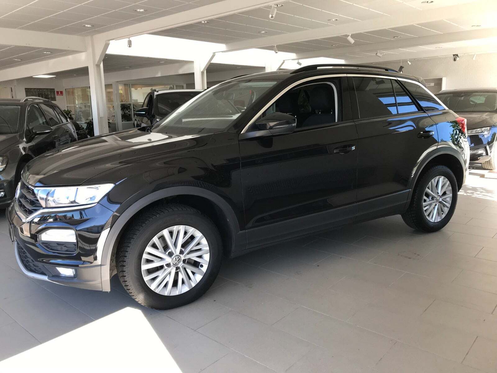 Sort VW T-Roc fra 2018