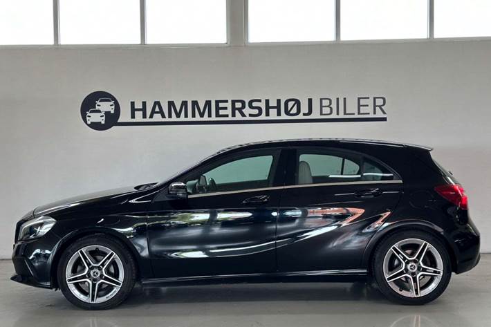Sort Mercedes A200 fra 2015