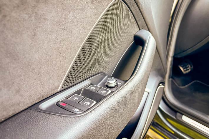 Grå Audi S3 Sportback fra 2017