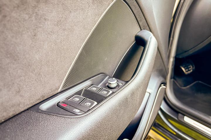 Grå Audi S3 Sportback fra 2017