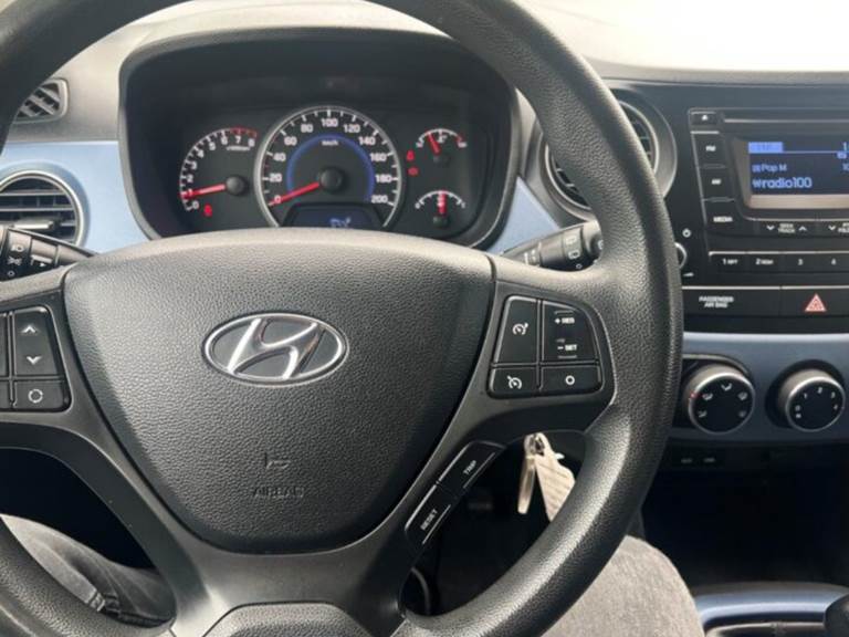 Hyundai i10 1,0 (hatchback)