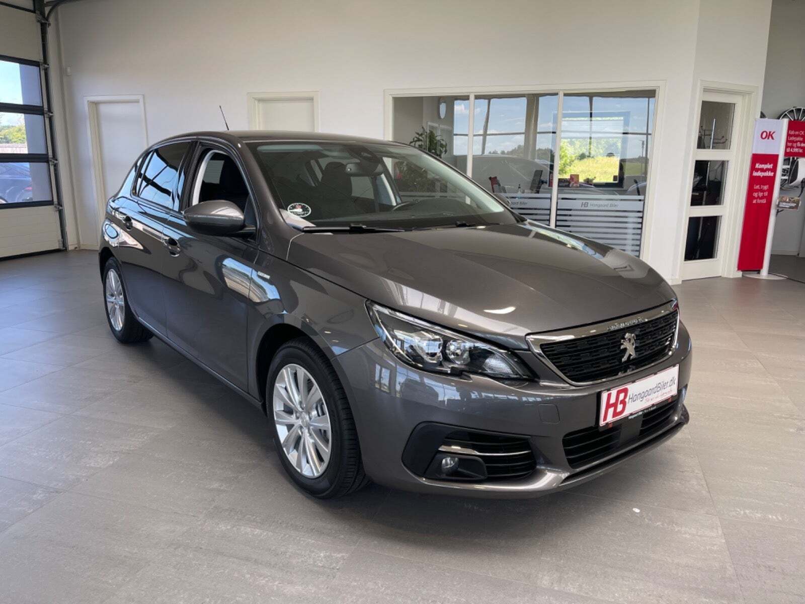 undefined Peugeot 308 fra 2019 set udefra