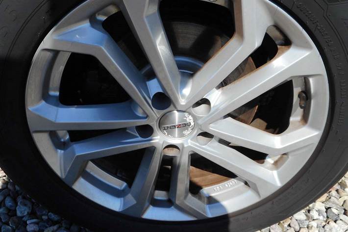 Sølv VW Tiguan fra 2014