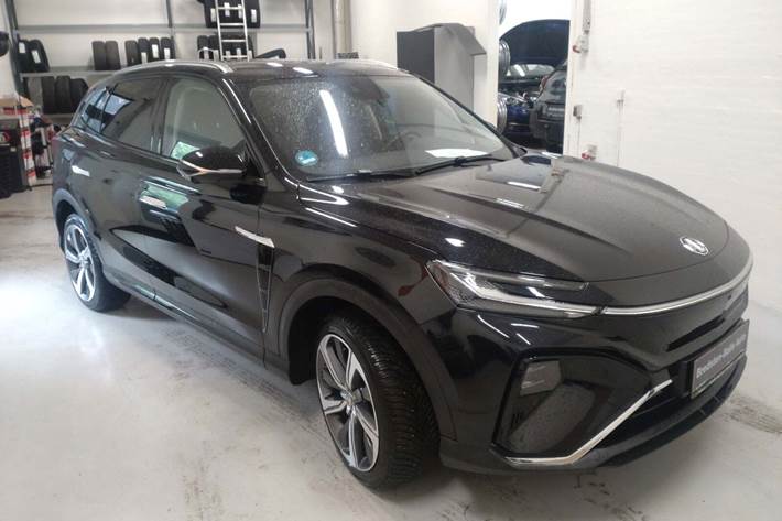 Grå MG Marvel R fra 2023 set udefra