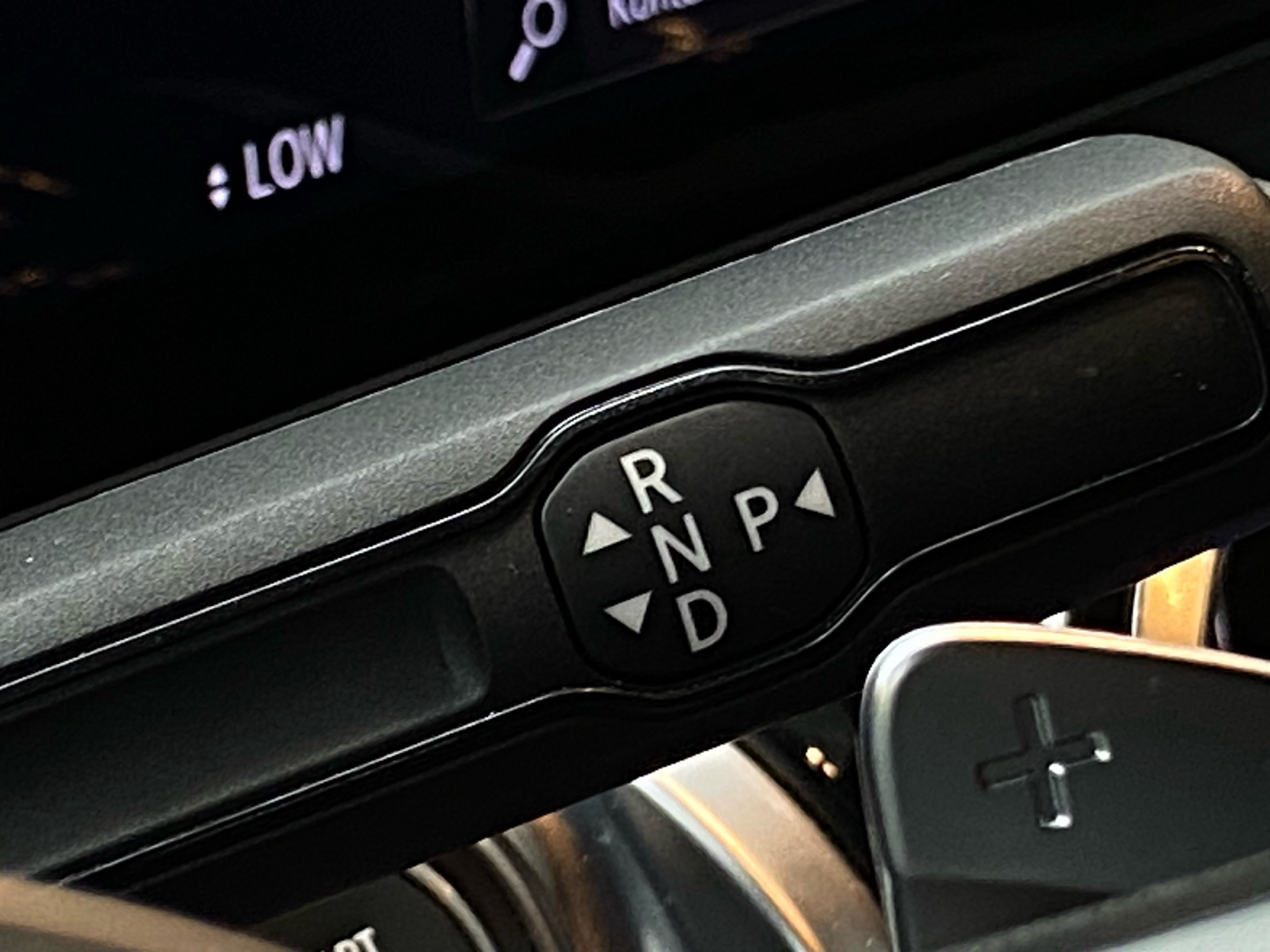 Sort Mercedes GLB220 d fra 2021