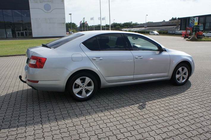 Sølv Skoda Octavia fra 2014