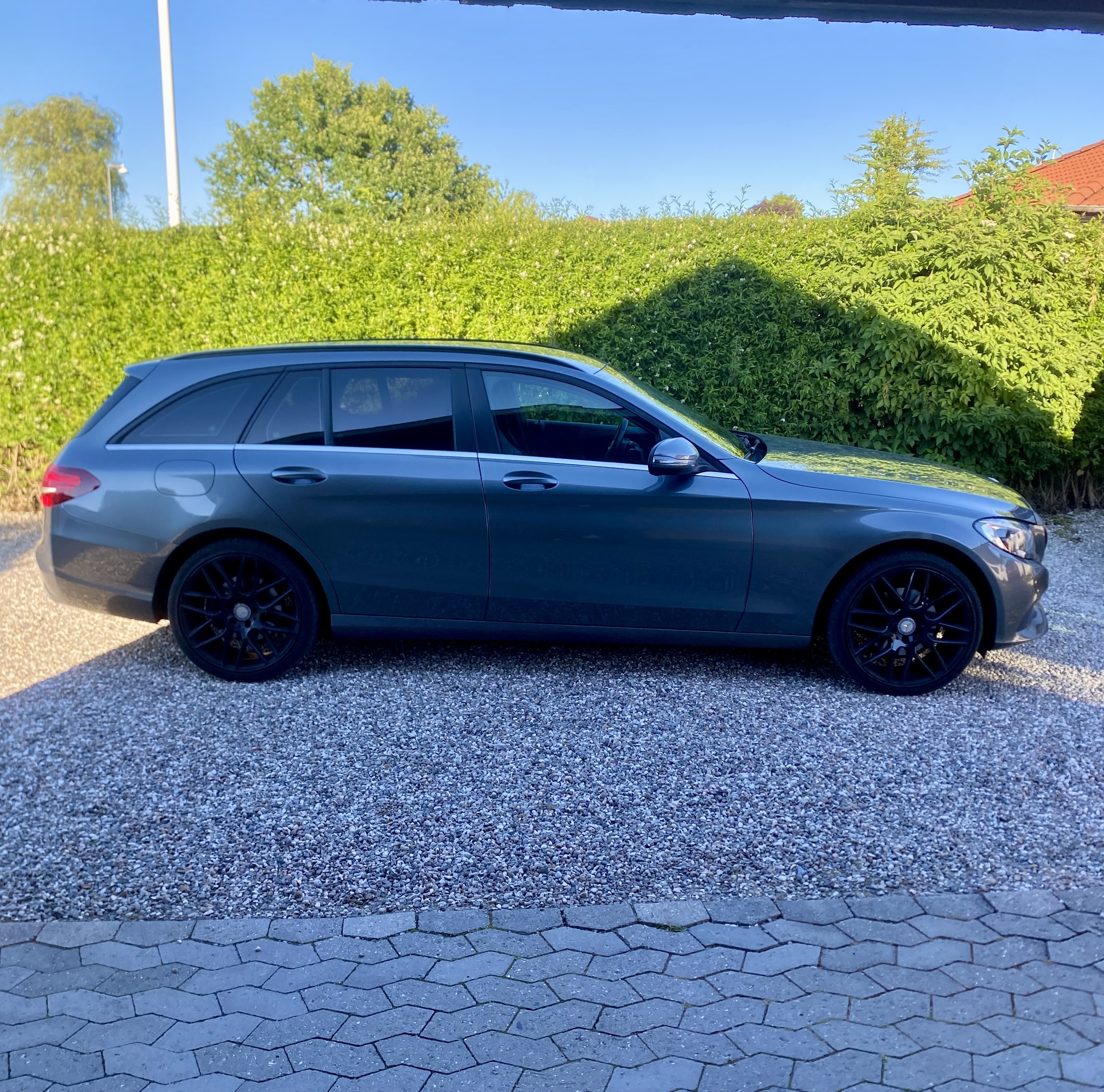 Grå Mercedes C-Klasse fra 2016