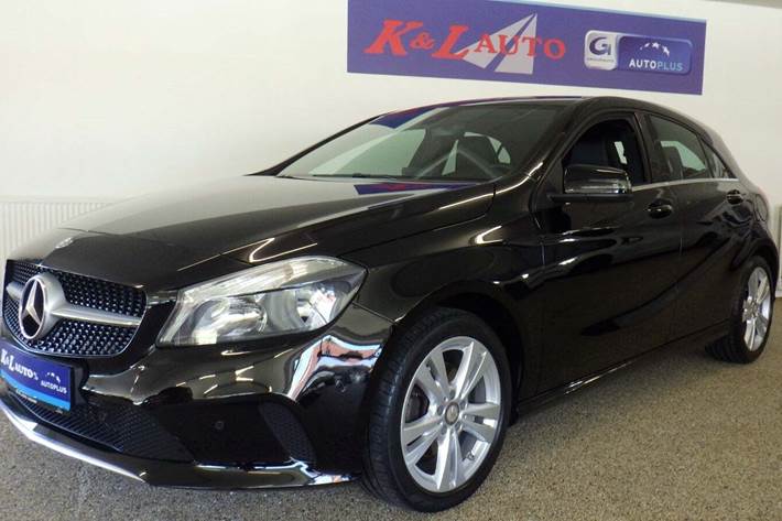 Sort Mercedes A200 fra 2016