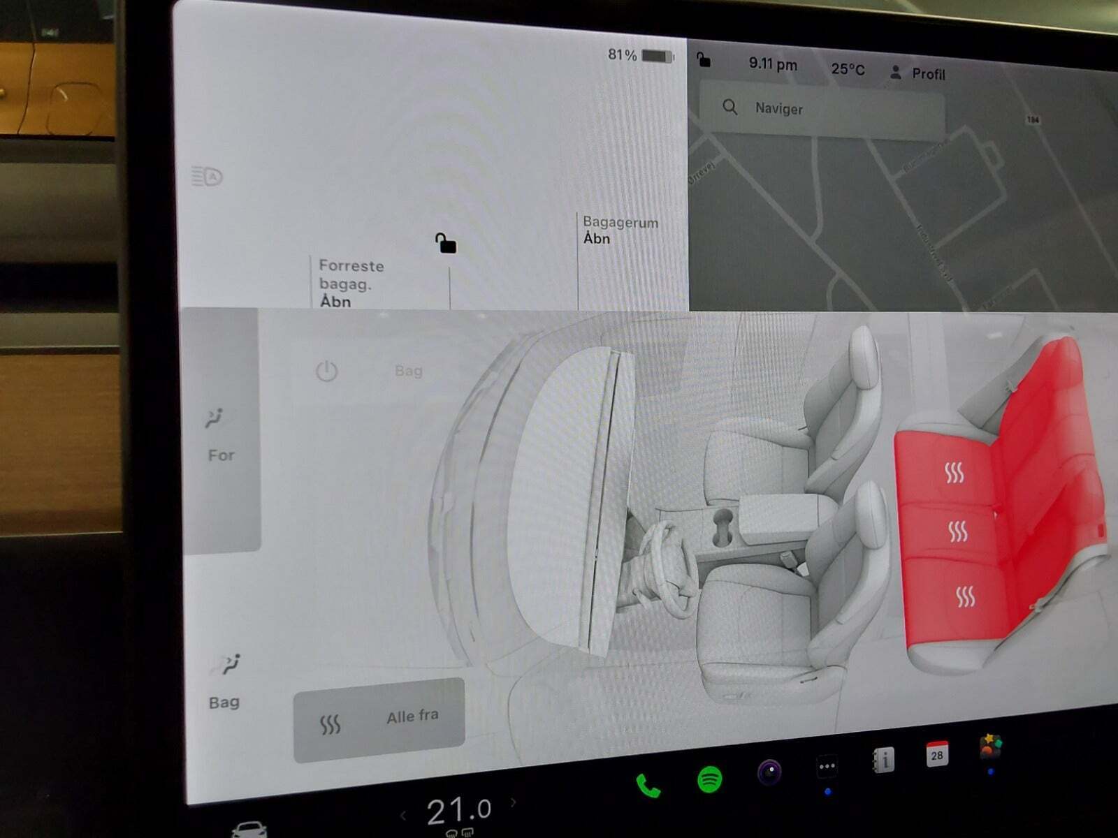 Hvid Tesla Model 3 fra 2020