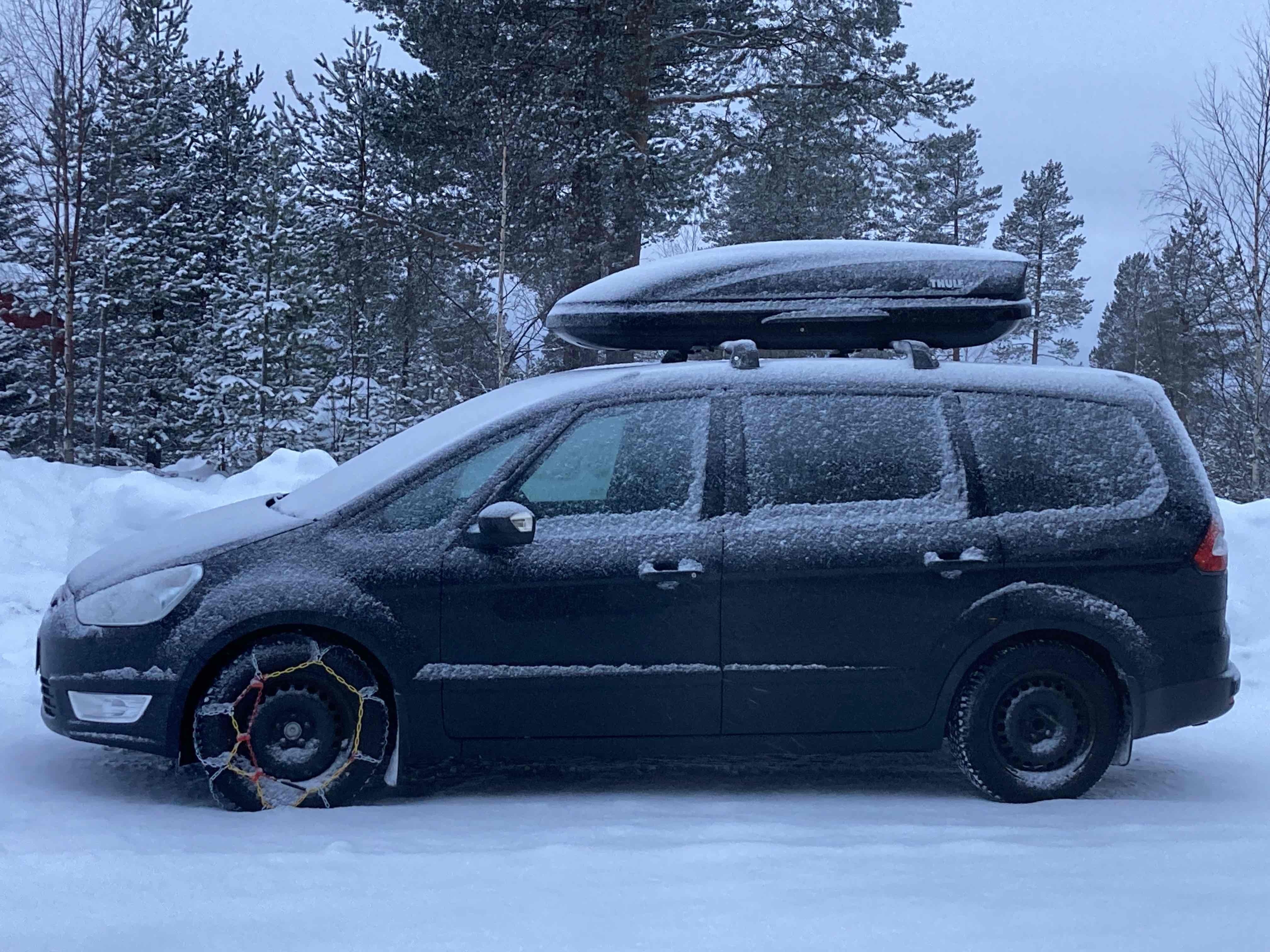 Sort Ford Galaxy fra 2010