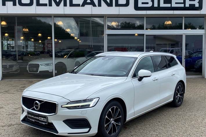 Hvid Volvo V60 fra 2020