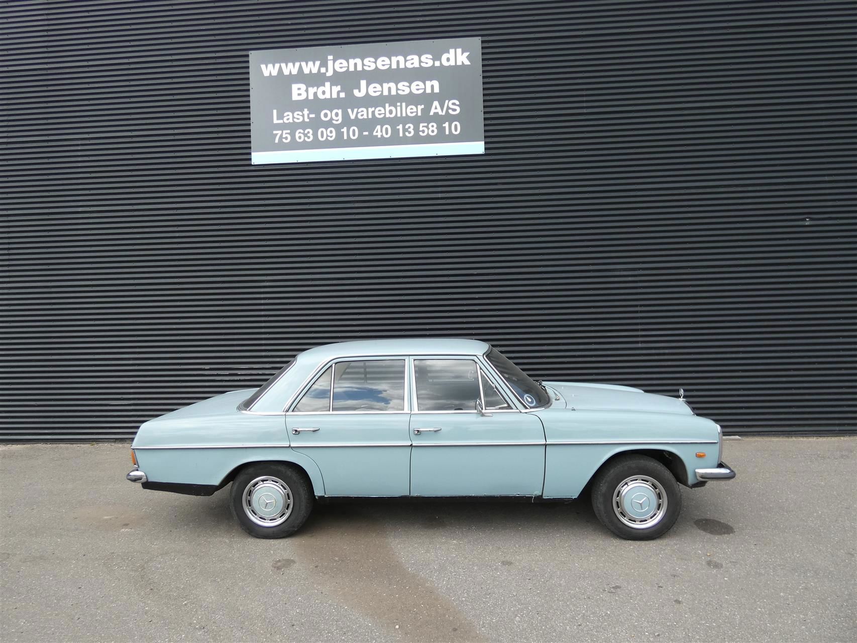 undefined Mercedes 200 fra 1969