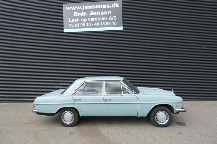 undefined Mercedes 200 fra 1969