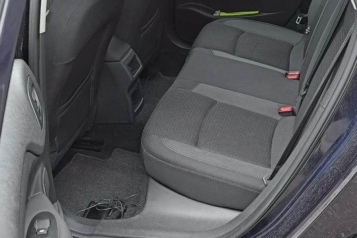 Blå Citroën C4 fra 2015