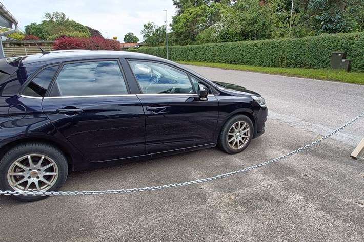 Blå Citroën C4 fra 2015