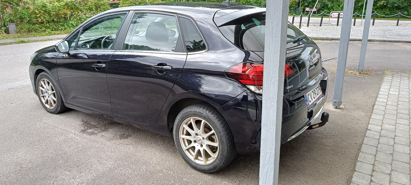 Blå Citroën C4 fra 2015
