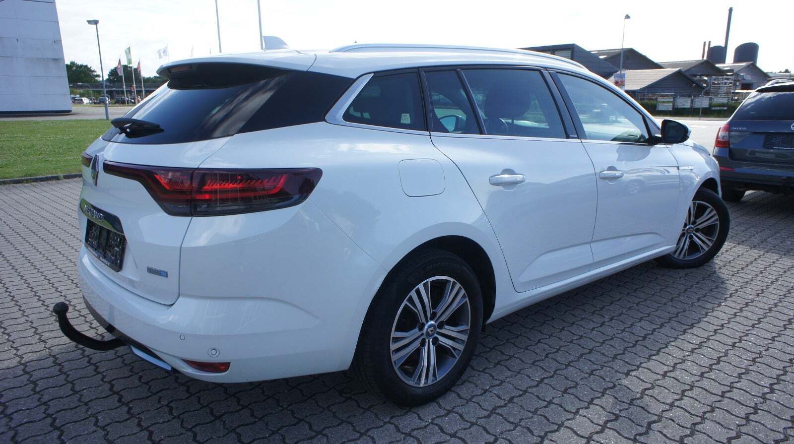 Hvid Renault Megane IV fra 2021